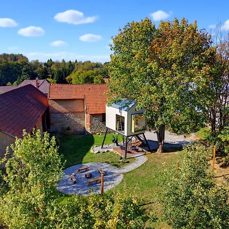 Luxury tent Posed Krason - Zazitkove Sledovani Hvezd Pelhrimov
